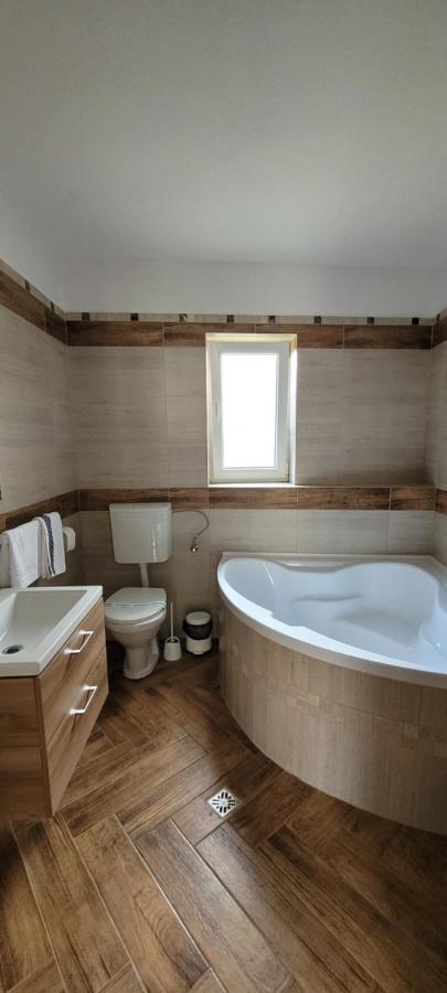 Jazmin Vendeghaz Villa Совата Екстериор снимка